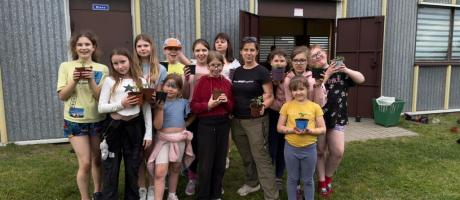 Odwiedziny dzieci z klasy 5 SP 21 w Gdańsku w ROD "Morena" 